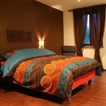 לה לובייר B&B La Chapelle Au Puits חדר תמונה